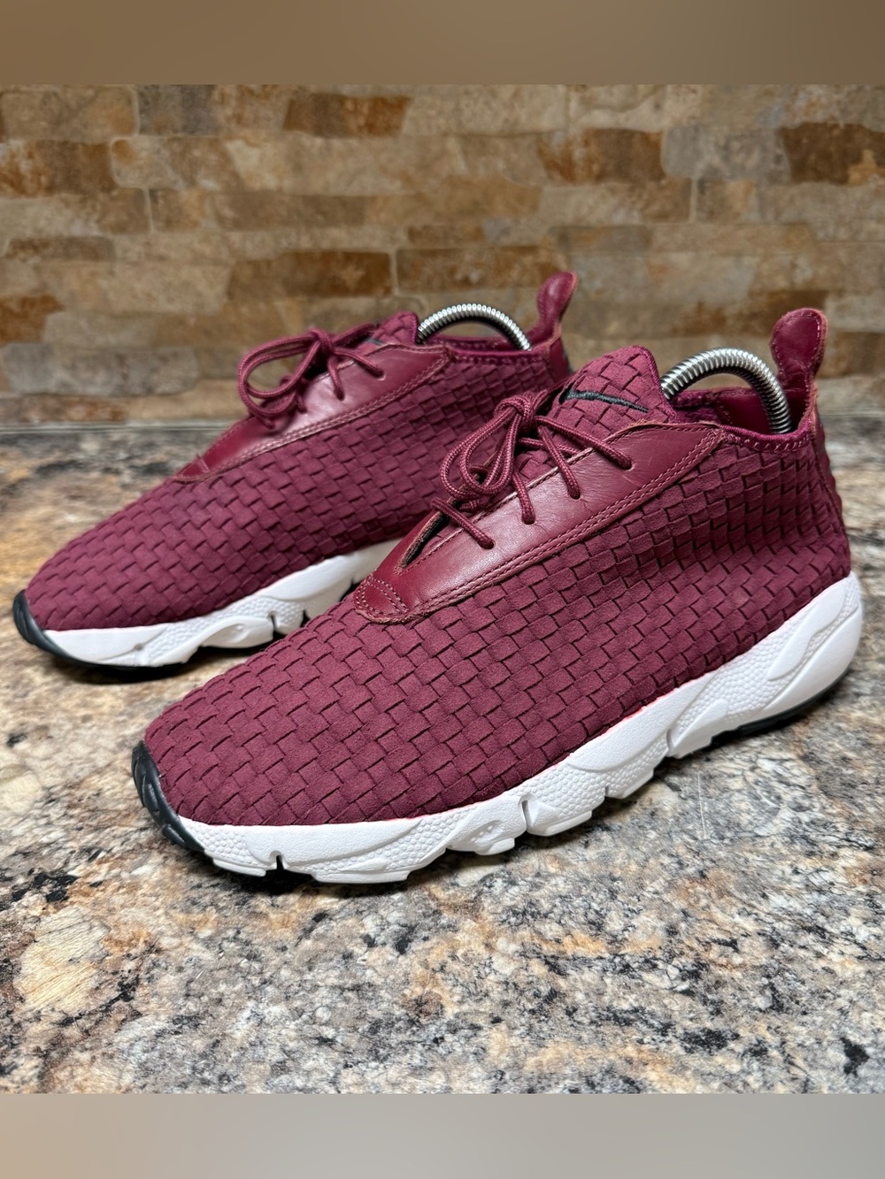 Nike Air Footscape Desert Chukka QS Red Size 8.5